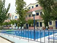 Leonidas & Otel Georgioupoli