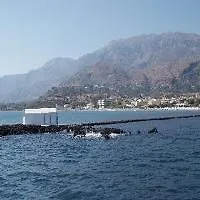Leonidas & Otel Georgioupoli